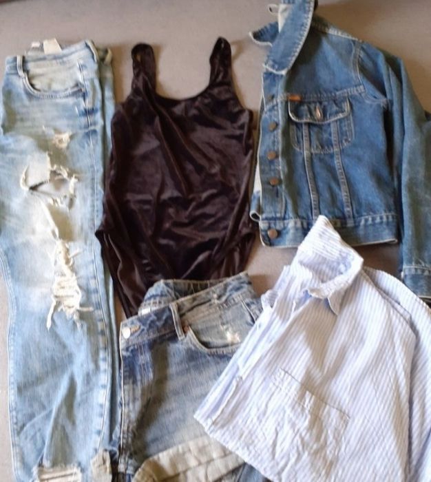 Moschino blugi dama noi..150 lei