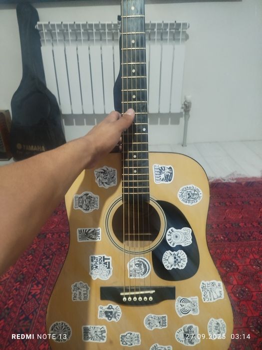 Акустический гитара