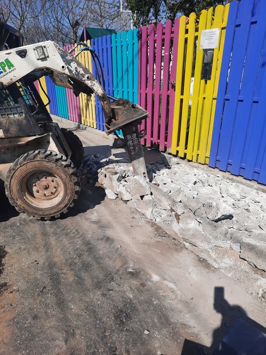 Inchiriere bobcat taiere beton asfalt nisip pietriș cilindru compactor