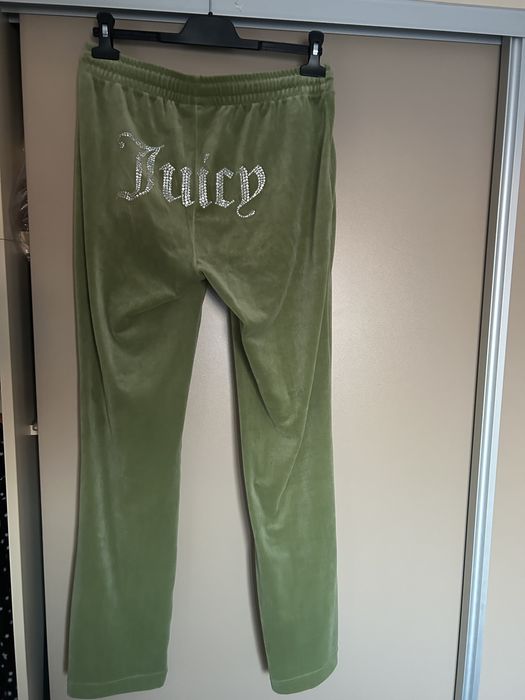 Pantaloni Juicy.