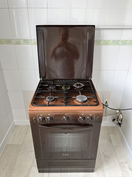 Газ плита продается все работает