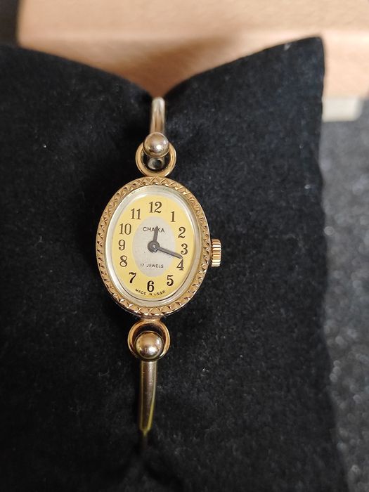 ЧасовникЧайка гривна