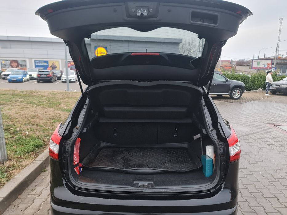 Nissan Qashqai  2016 1.6 D automat