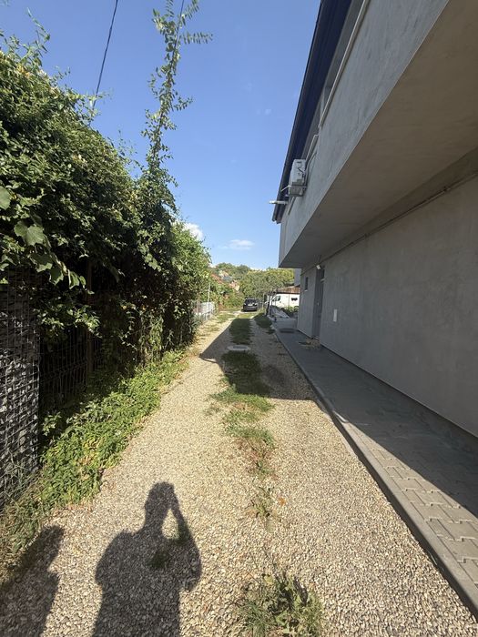 Doua case,parcare+1200 mp teren intravilan,zona centrala,AXENTE SEVER 18