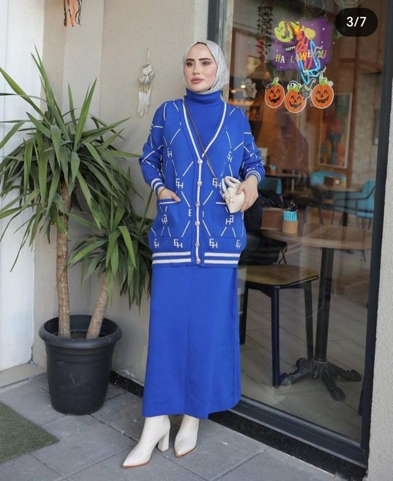 Продаеться вязанная двойка.