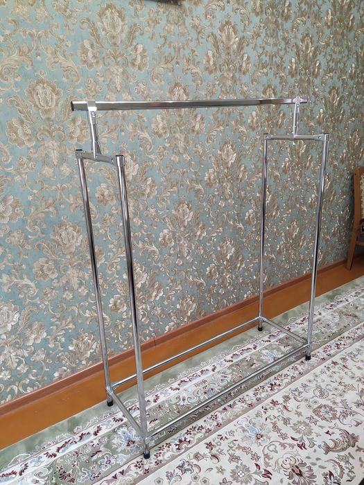 Вешалки для одежды напольные любых размеров подъёмность 80 кг . Вешилк