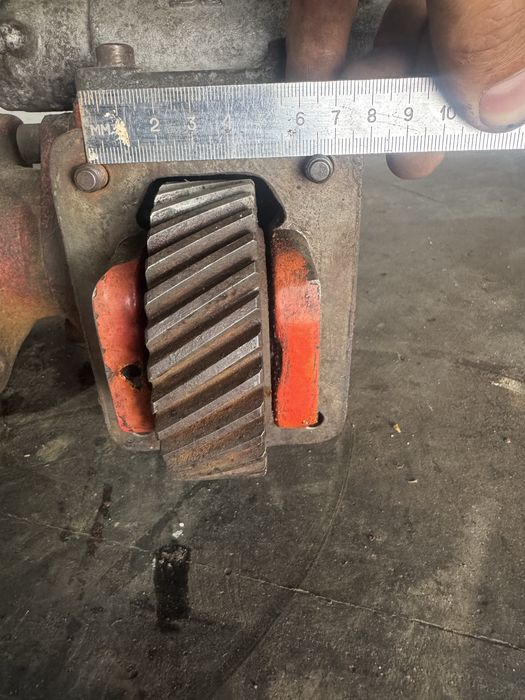 КОМ с насосом, коробка отбора мощности!