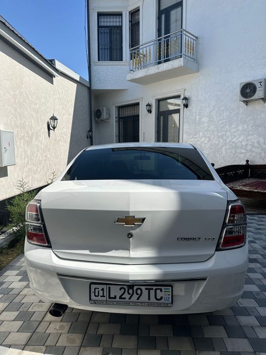 Chevrolet Cobalt 2025 — 4