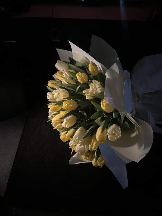 Цветы свежие тюльпаны