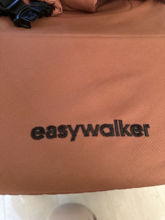Коляска от фирмы easywalker