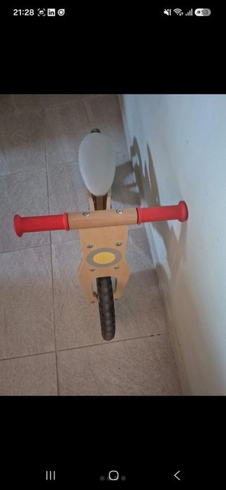 Vand bicicleta copii din lemn