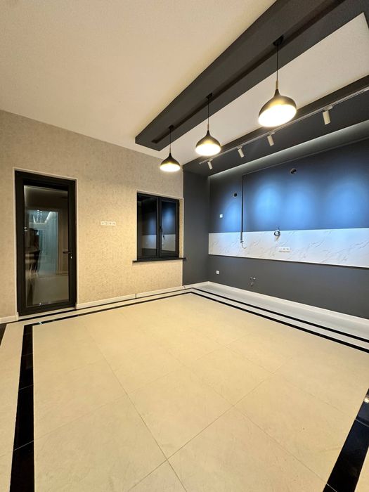 Metro 8 bekat 3.5 sotix 6 xona 2 etajli uy sotiladi