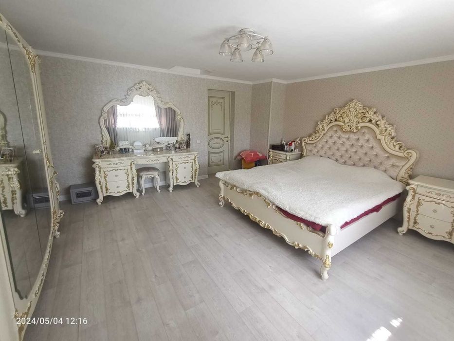 Продам коттедж р-н Аквапарка.