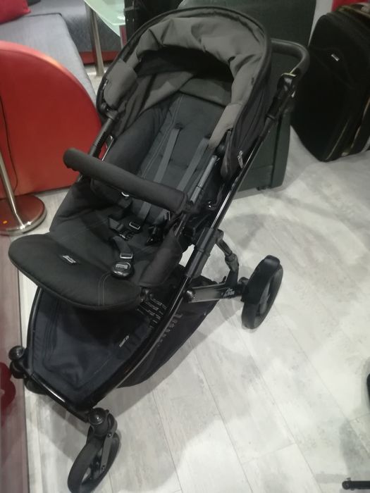 Бебешка комбинирана количка BRITAX B-DUAL