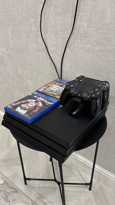 Playstation 4Pro 1TB
