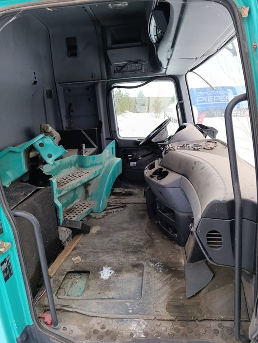 Продам кабину Мерседес Актрос