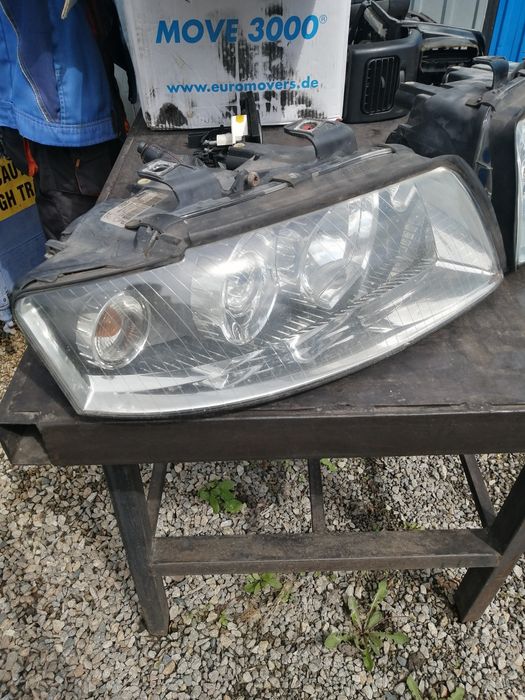 Авторазбор продает  запчасти на ауди А4В6