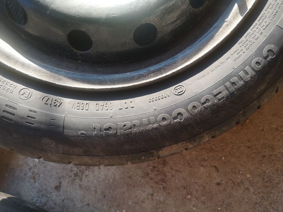 Jenți originale +anvelope continental 185/65 /R15