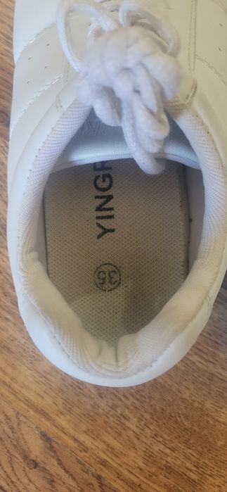 Кроссовки  для аэробной гимнастики