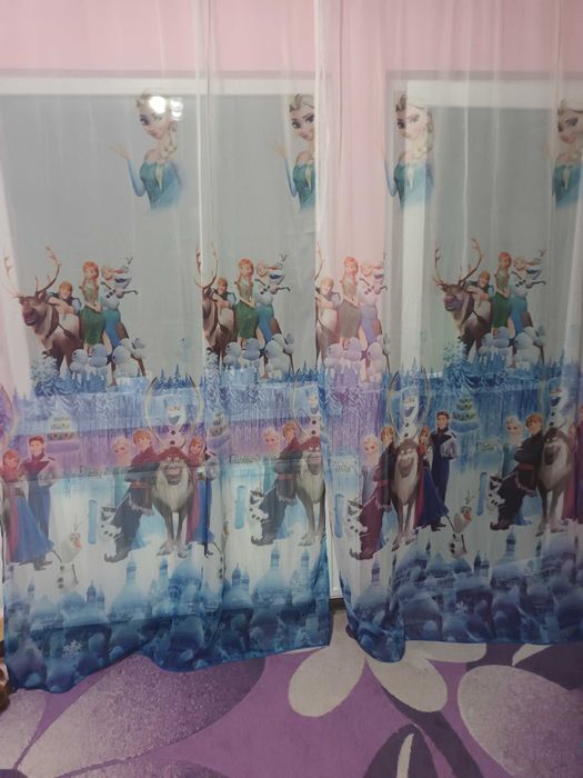 Perdele frozen regatul de gheata