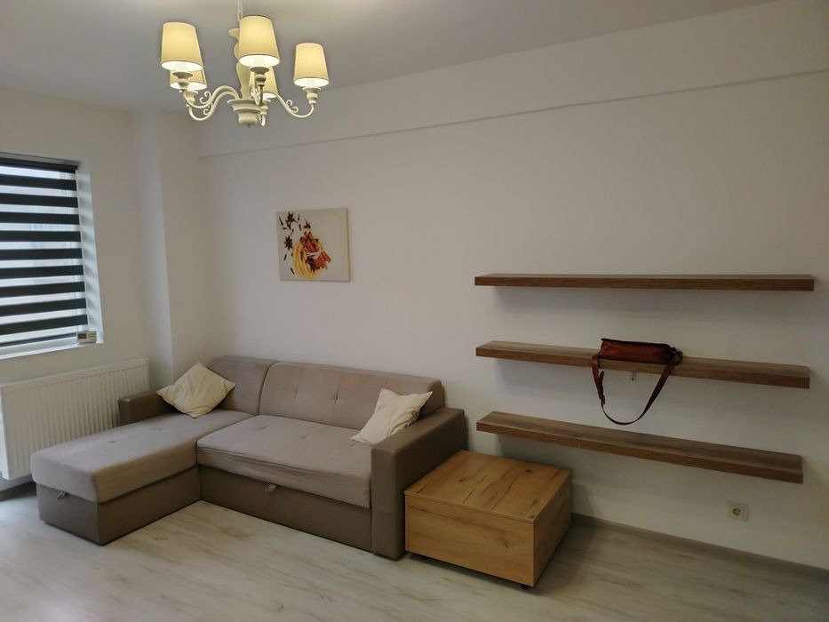 Garsoniera de închiriat