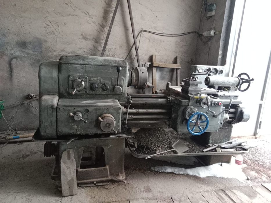 Токарный станок срочно продам