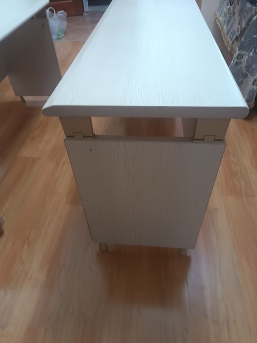 Стол письменный офисный