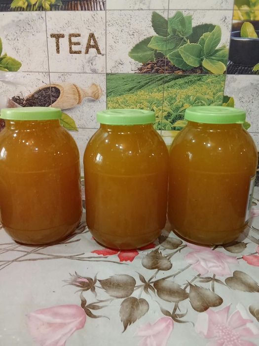 Мед с доставкой.3500 т.один литр