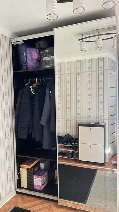 продается шкаф купе от IKEA