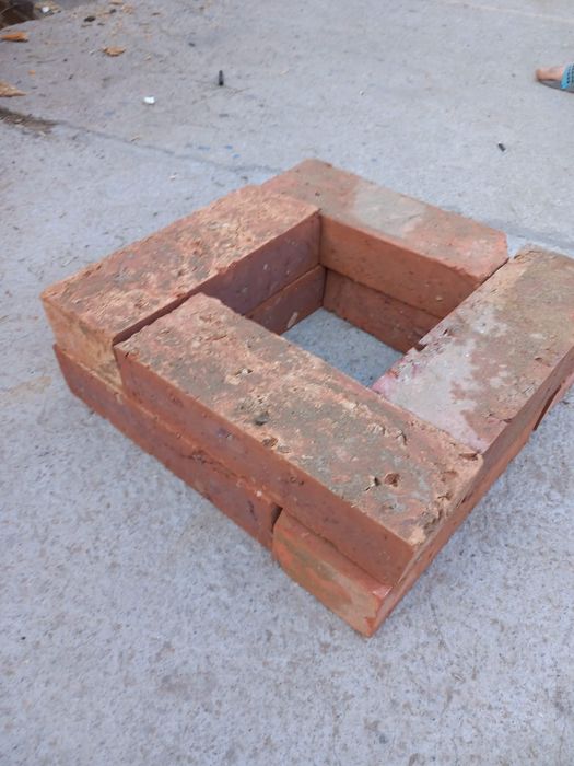 Caramida veche din demolari