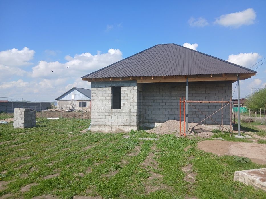 Продам  участок и Времянка