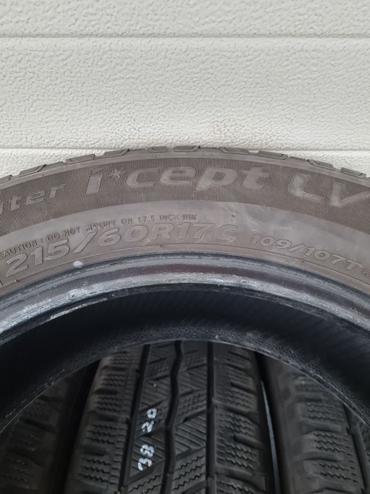 Зимни гуми за Бус 4 броя HANKOOK Icept LV 215 60 R17C дот 3820
