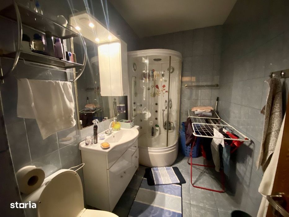 Apartament de 2 camere decomandate 54mp, mobilat utilat, zona Florilor
