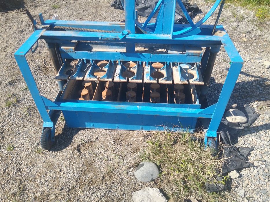 Shlakablok aparati sotiladi