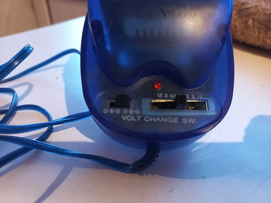 Универсальный блок питания до 12 вольт.