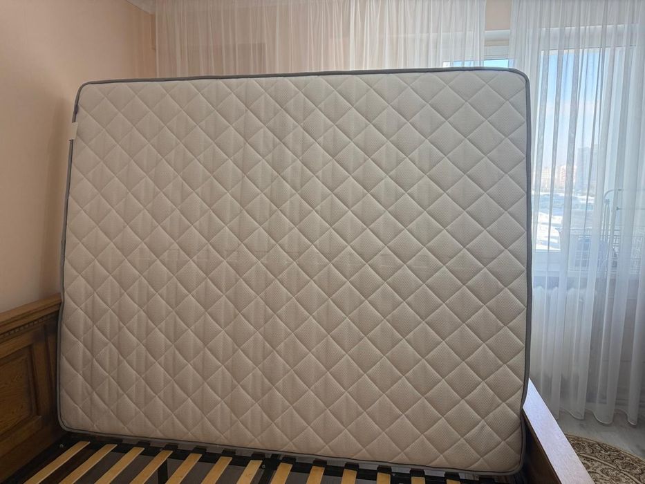 Продам матрас размер 2*160