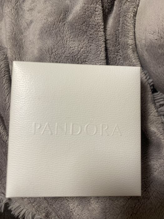 Гривна на Пандора