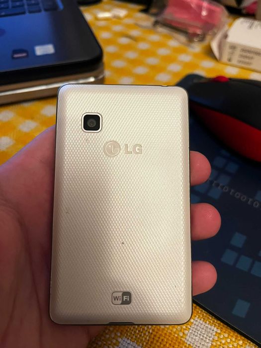 Vand telefon LG Cookie Classic