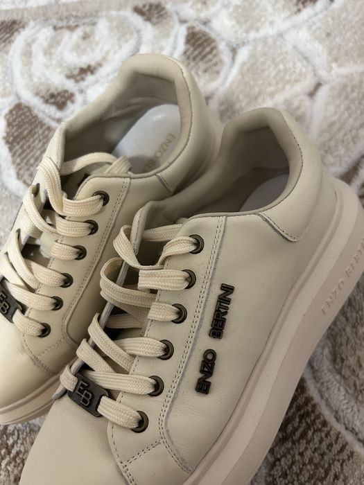 Adidasi Enzo Bertini