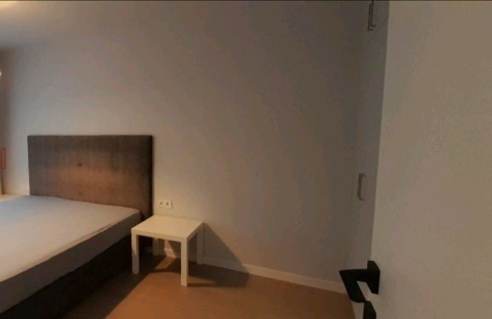 Дава се под наем Двустаен апартамент в София, Зона Б-5 - 80 кв.м за 746.64 € - Снимка #3