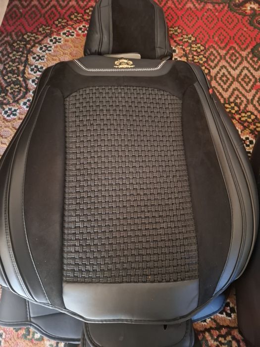 Продаётся чихол от машины Треккер редлайн б.у