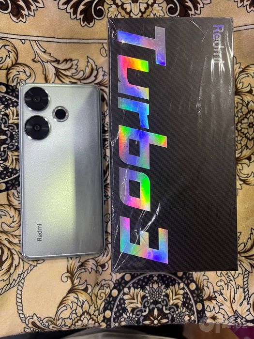 Redmi turbo 3 8+8/256