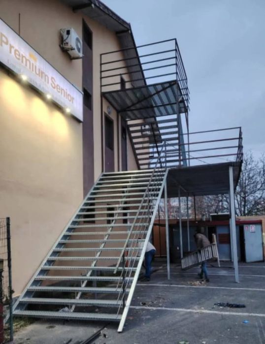 Scări exterioare galvanizate profesionale