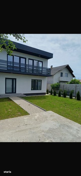 Vila cu 4 camere, Navodari