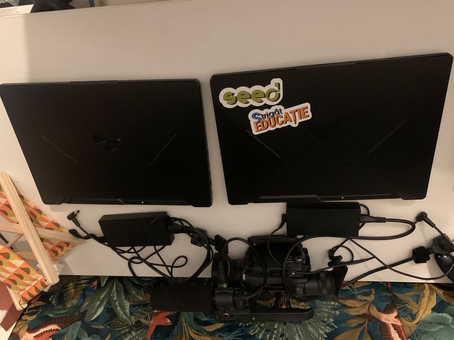 2 laptopuri gaming nvidia