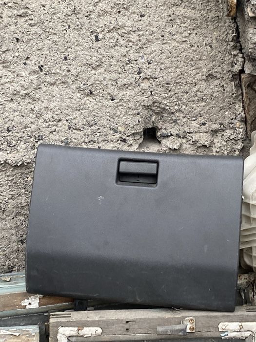 Пластик  люк rvr, разбор