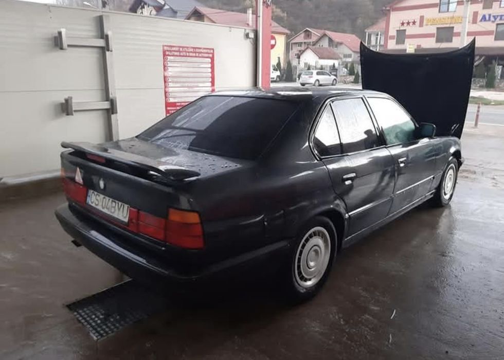 Vand bmw e34 520i