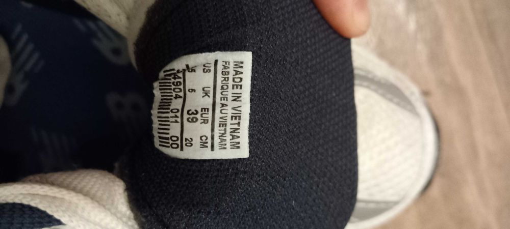 Маратонки New Balance 39 номер