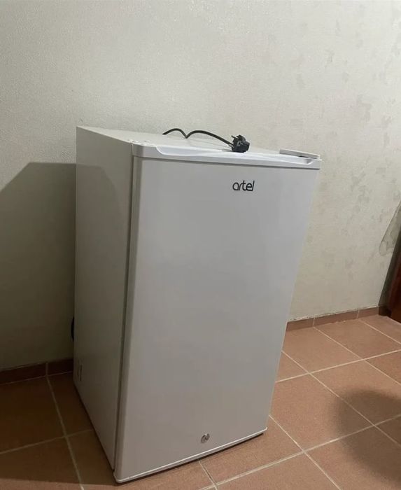 Продам холодильник Artel