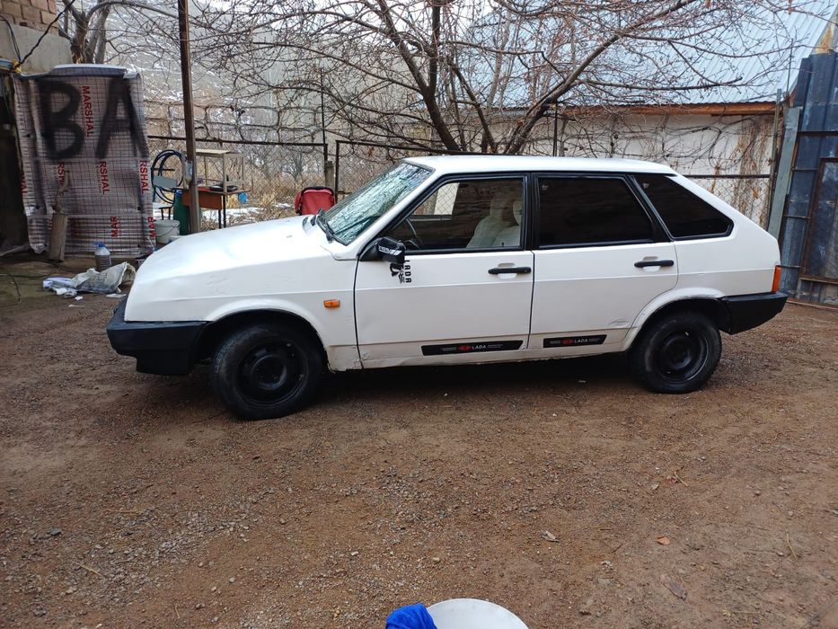 Продажа Лада ваз 2109
